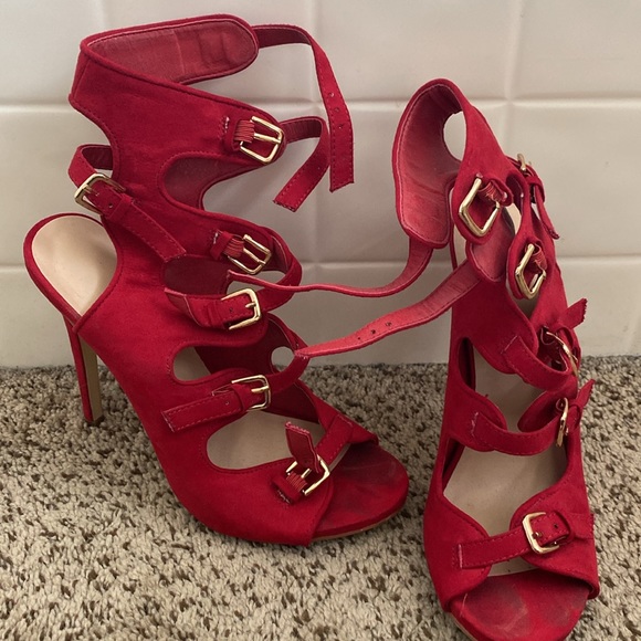 Size 7, deep red color, 5 inch heel, shoe dazzle - Picture 2 of 2